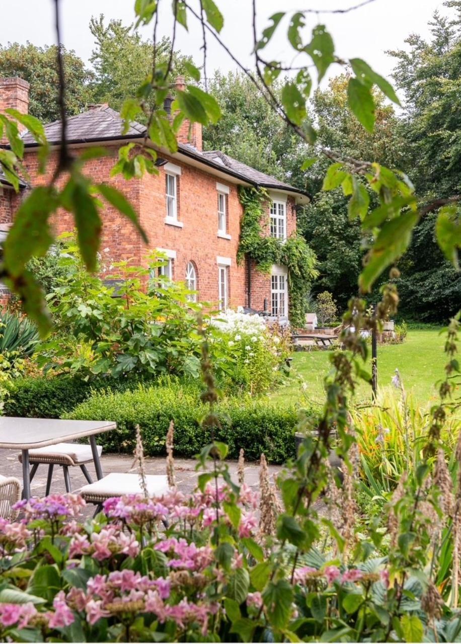 The Guesthouse At Old Vicarage ทาร์พอร์ลีย์ ภายนอก รูปภาพ